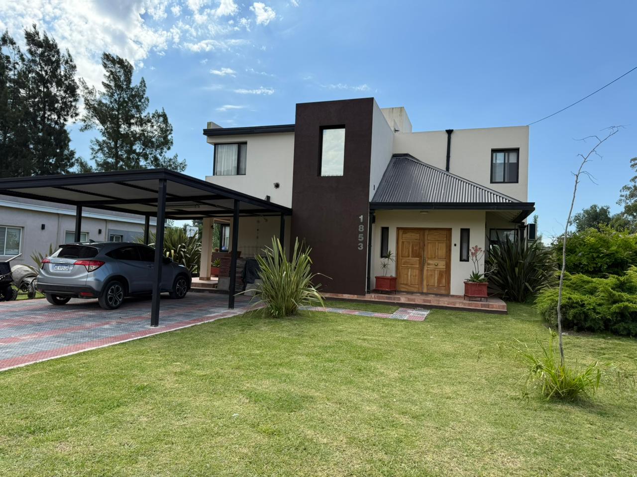 Casa en venta Parque las Naciones Guernica- calle Canada